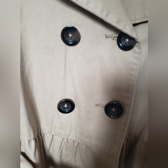 Brown Trench Coat - Picture 4 of 4